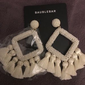 BaubleBar never worn fashion earrings offwhite